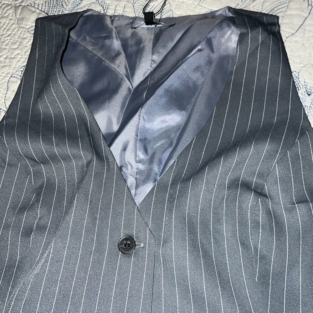 Gray Button Vest - Picture 2 of 5